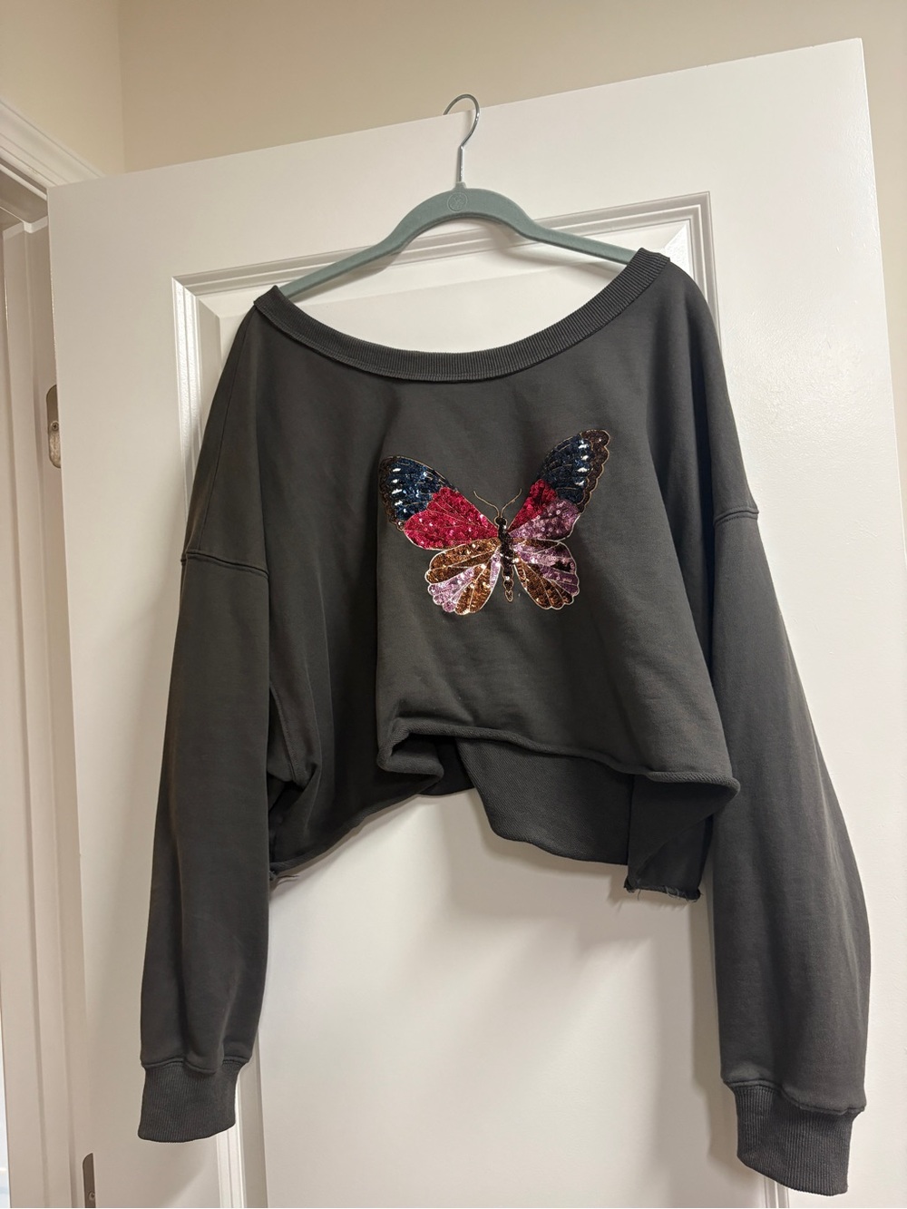 Peach Love California Black Crewneck Sweatshirt